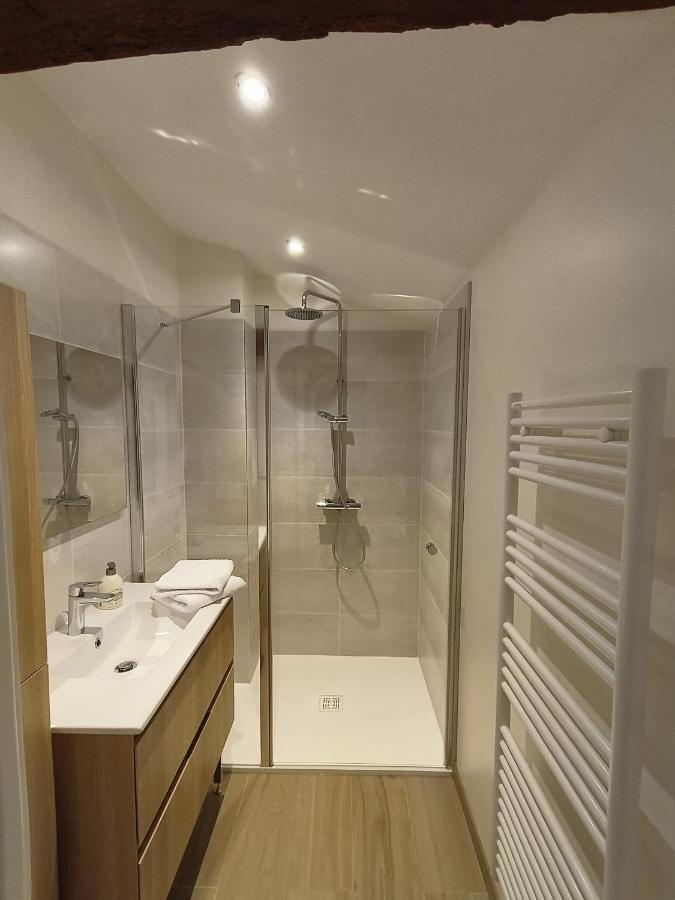 Chez Emma Et Louise - Maison Individuelle Avec Stationnement Gratuit Mâcon Esterno foto